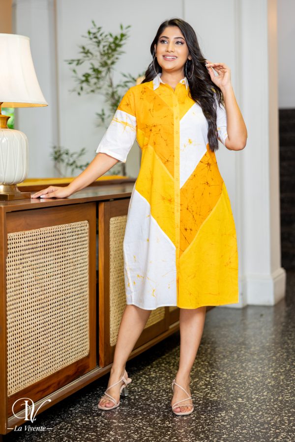 Three-Tone Colorblock Short Batik Shirt Dress - Image 4