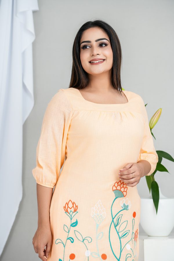 Floral Embroidered Square Necked Short Dress