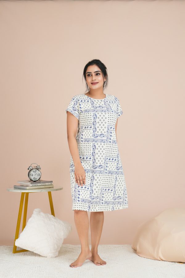 Floral Patterned Loose-fit Nightdress - Image 3