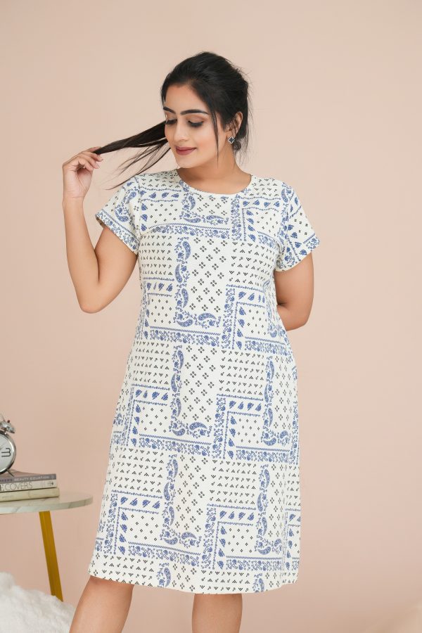 Floral Patterned Loose-fit Nightdress - Image 4