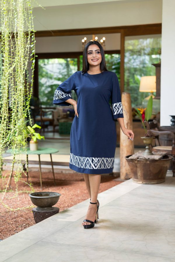 Metallic Printed Loose-fit Short dress - Image 5