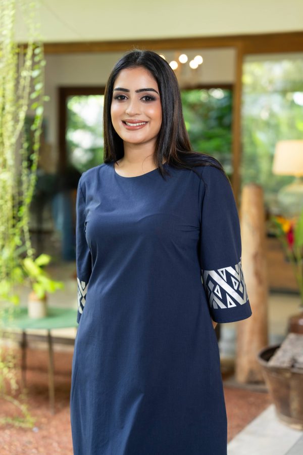 Metallic Printed Loose-fit Short dress - Image 4