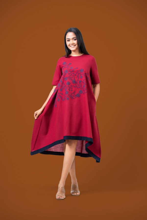 Hem Contrast Detailed Loose Fitted Embroidery Dress - Image 2